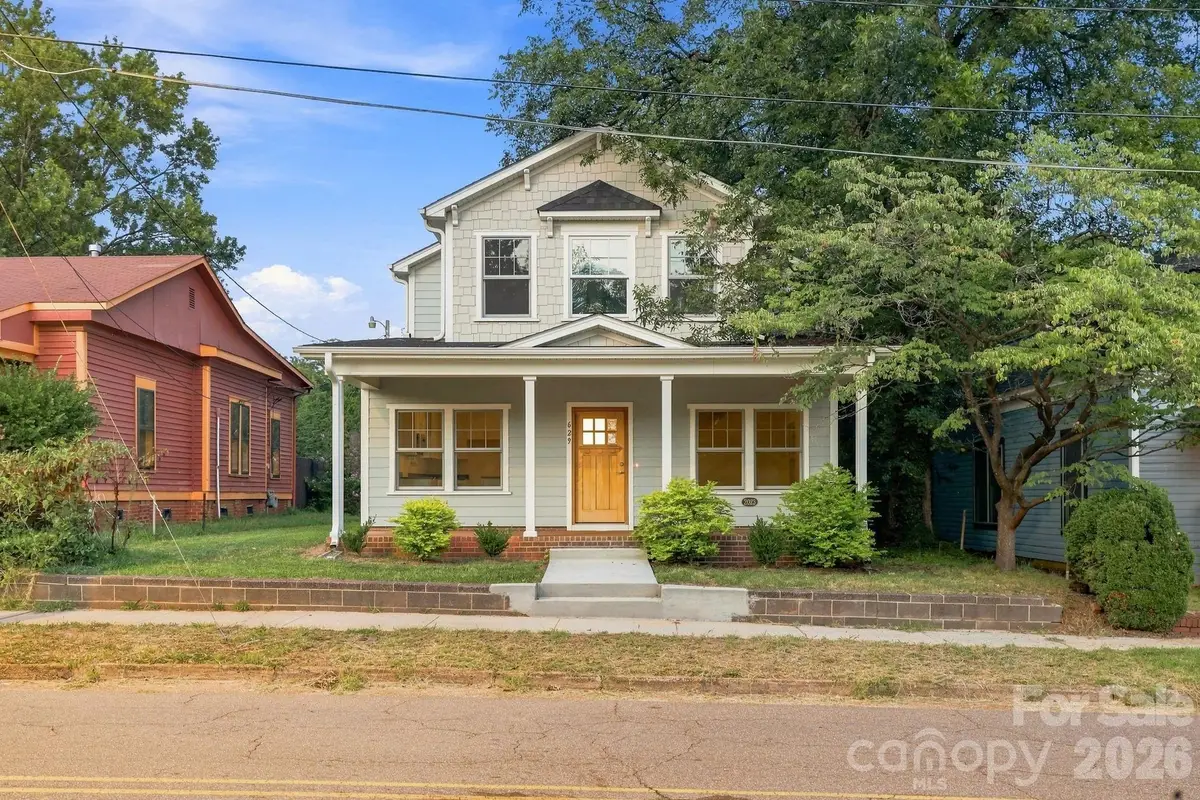 629 S Race Street, Statesville, NC 28677 - #1