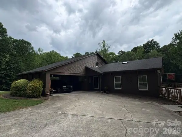 214 Fallingwood Circle, Gastonia, NC 28056