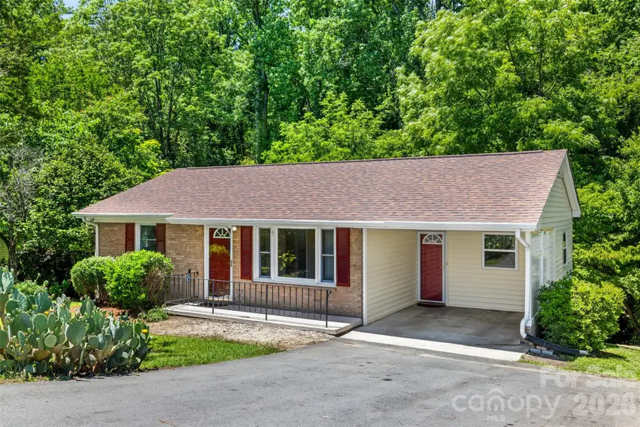 219 Belton Avenue, Mount Holly, NC 28120 - #2