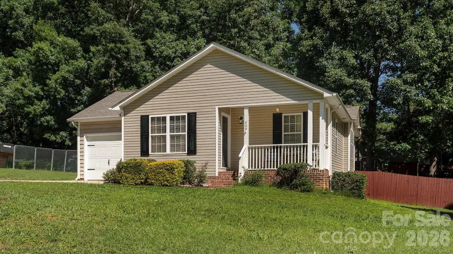 609 Forest Ridge Road, Kannapolis, NC 28083 - #2