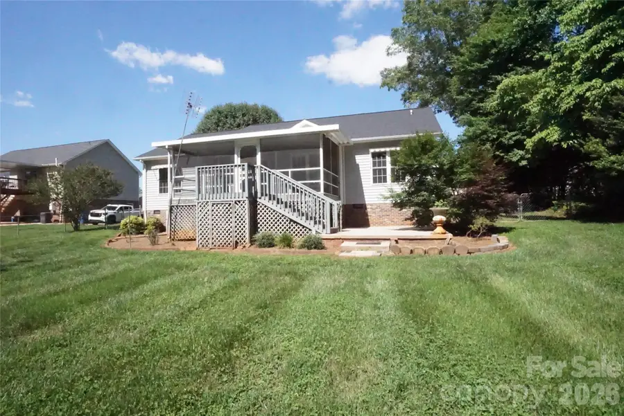3795 River Road, Hickory, NC 28602 - #3