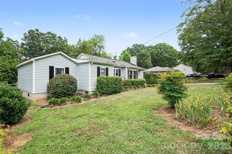111 Cove Avenue, Mount Holly, NC 28120 - #2