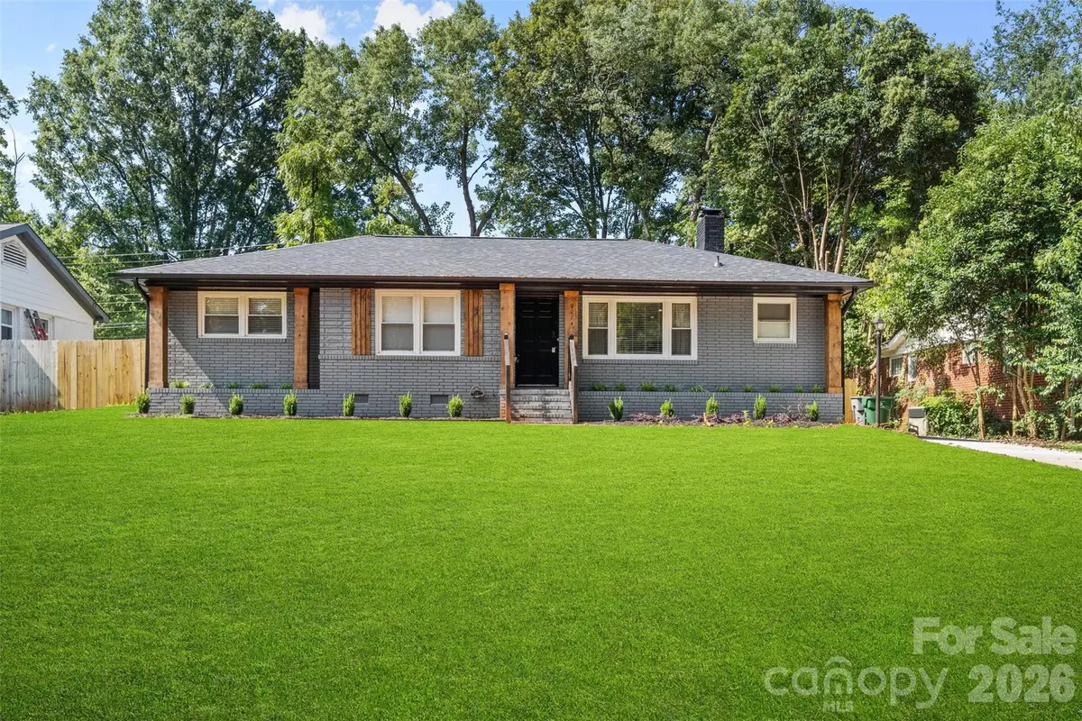 2014 Sandhurst Drive, Charlotte, NC 28205 - #1