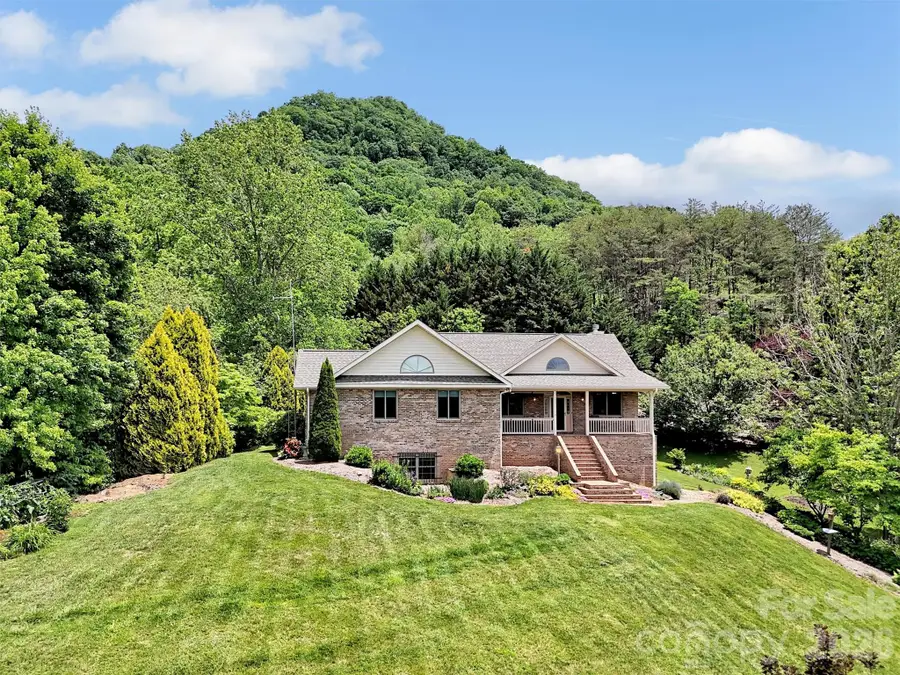99 Mary Gray Drive, Clyde, NC 28721 - #2