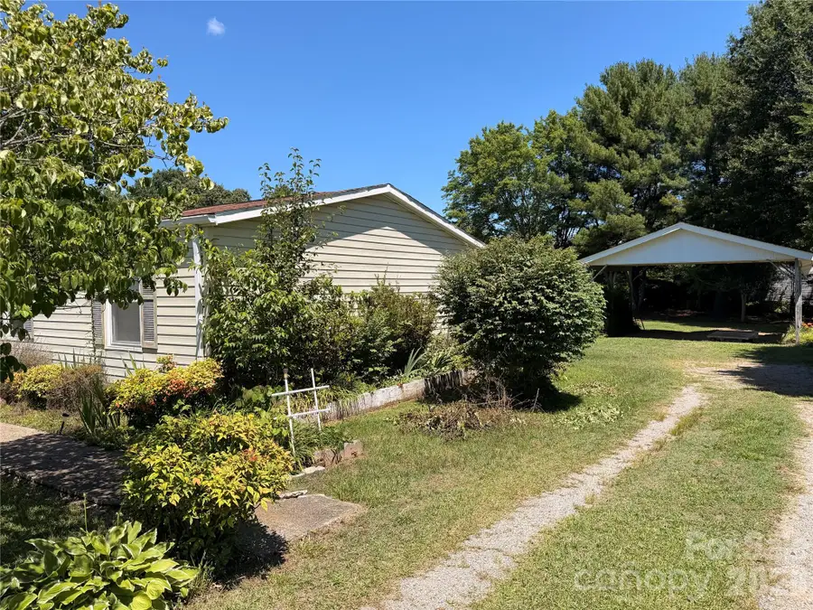 4248 Peachtree Lane, Granite Falls, NC 28630 - #3