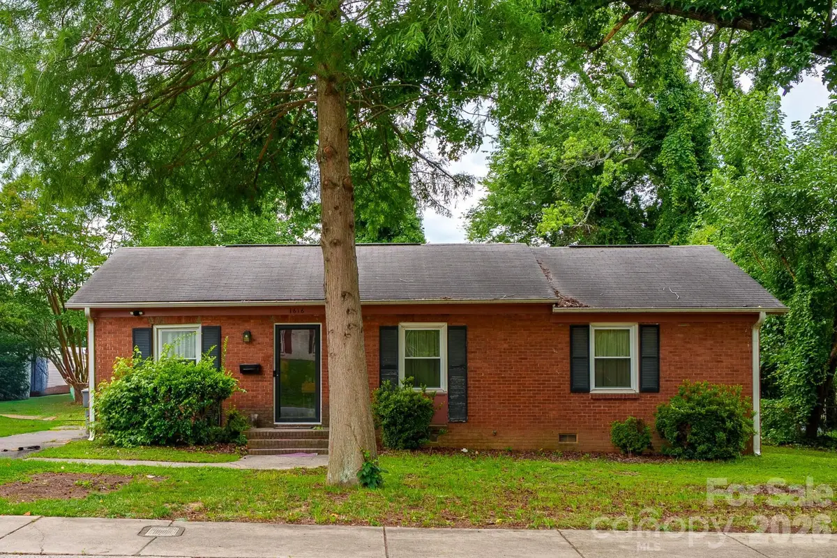 1616 Mcallister Drive, Charlotte, NC 28216 - #1