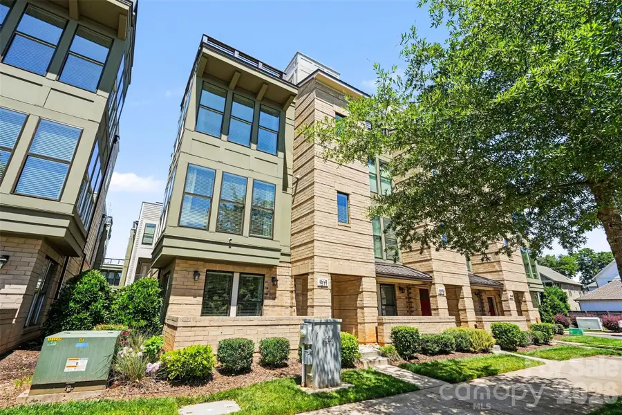1571 Duckworth Avenue, Charlotte, NC 28208 - #2
