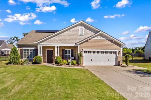 107 Summrow Court, Mooresville, NC 28115