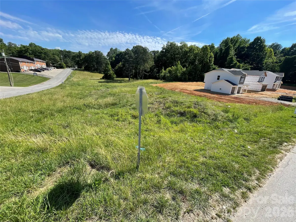 108 Longview Street, Lexington, NC 27292 - #1