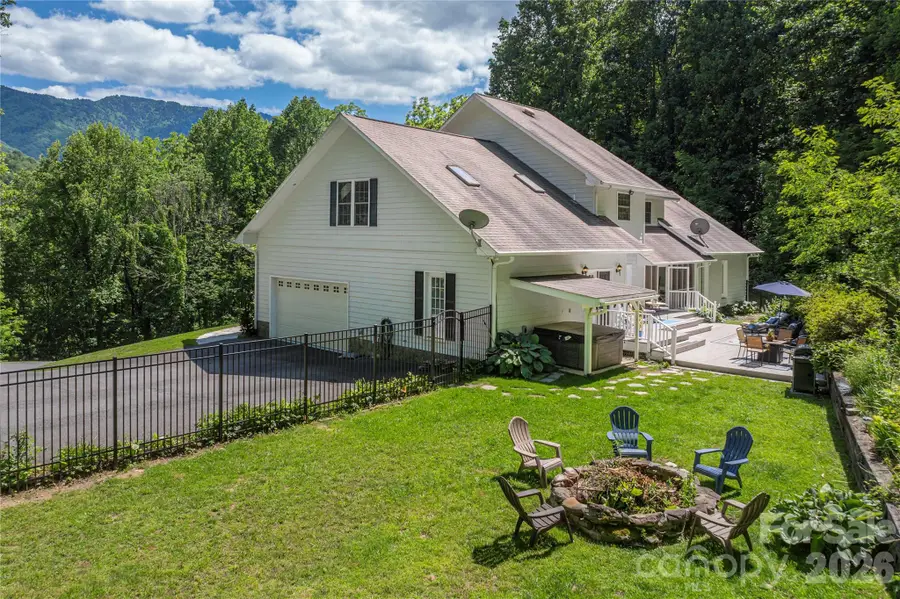 302 Davy Crockett Drive, Maggie Valley, NC 28751 - #3