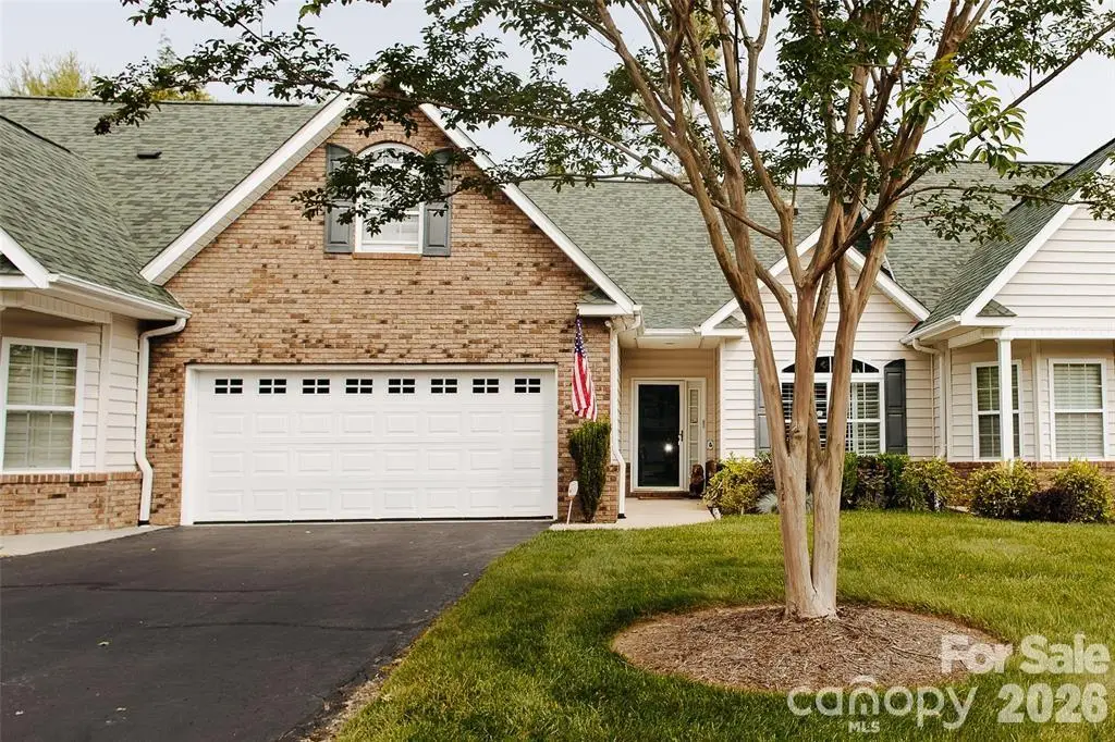 47 Victoria Park Drive, Hendersonville, NC 28792 - #1