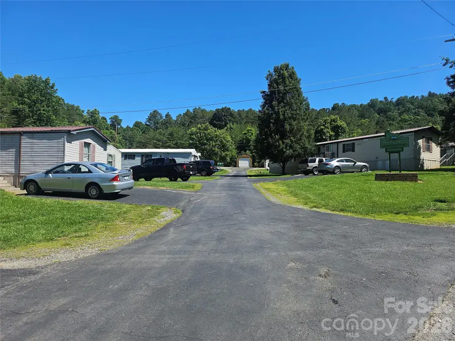 8 Mountain View Road, Weaverville, NC 28787 - #3