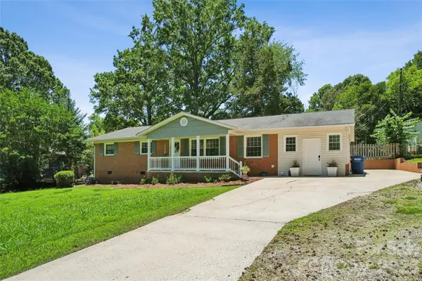 8420 Wilson Woods Drive, Charlotte, NC 28227