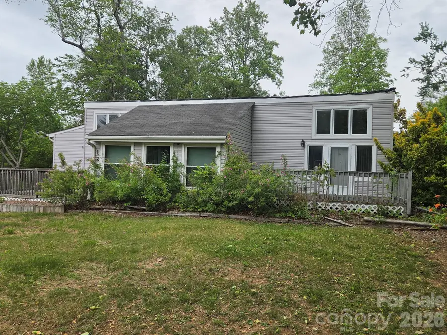 125 Rutledge Drive, Hendersonville, NC 28739 - #2