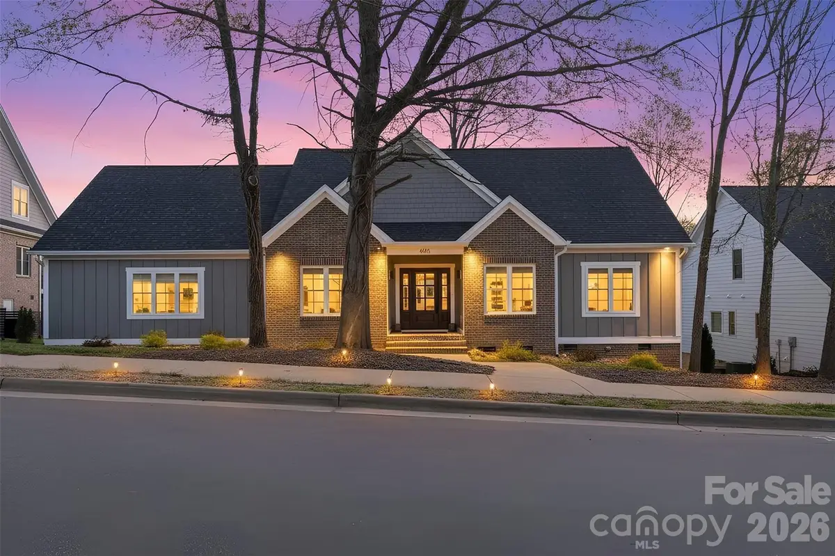 405 19th Avenue Circle Nw, Hickory, NC 28601 - #1