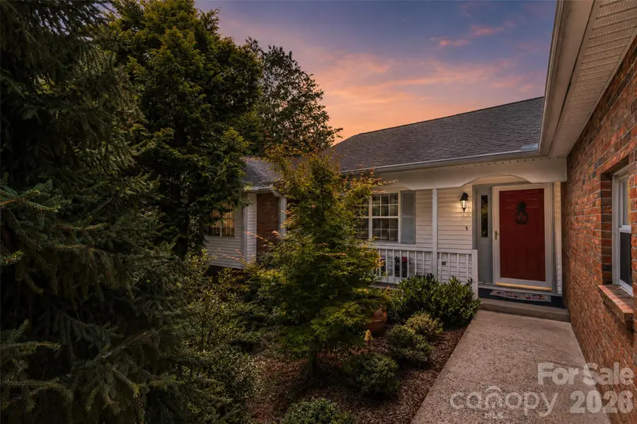 20 Mallard Court, Brevard, NC 28712 - #2