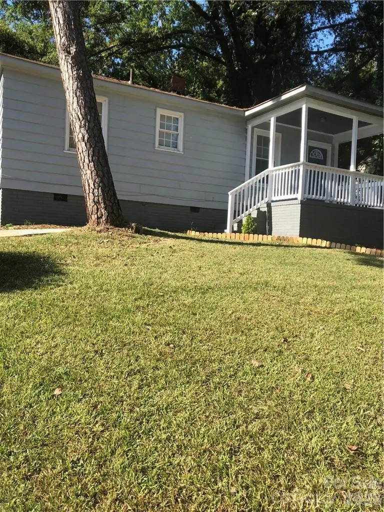 2431 Columbus Circle #15, Charlotte, NC 28208 - #3