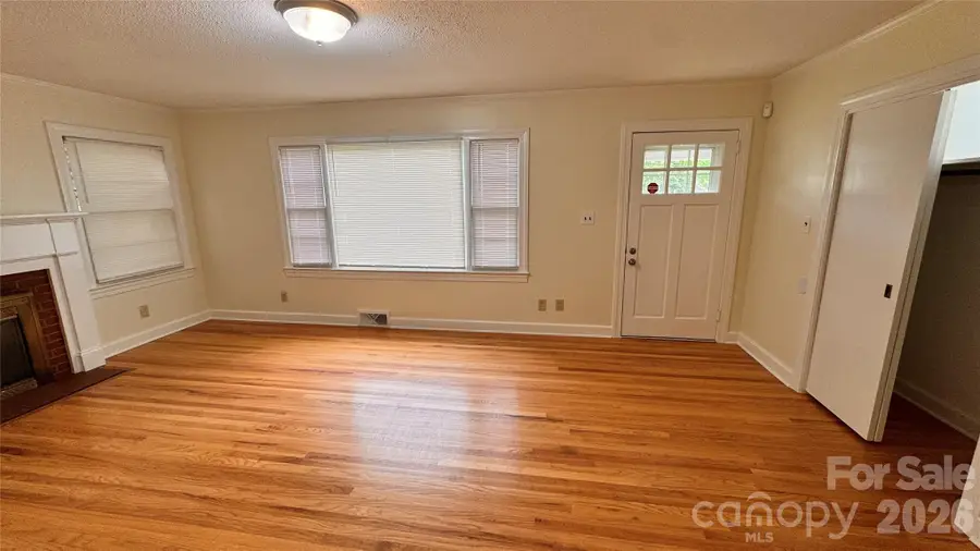 690 Brookdale Drive, Statesville, NC 28677 - #3