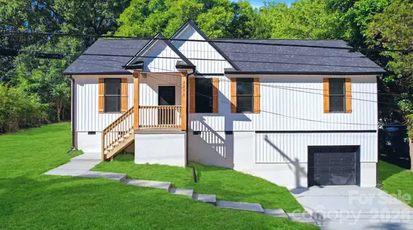 1111 W 7th Avenue, Gastonia, NC 28052