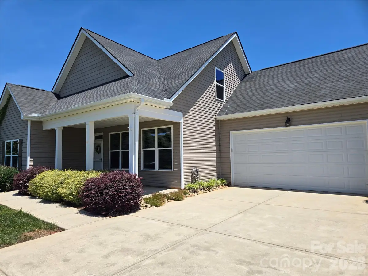 990 Russell Ridge Drive, Catawba, NC 28609 - #1