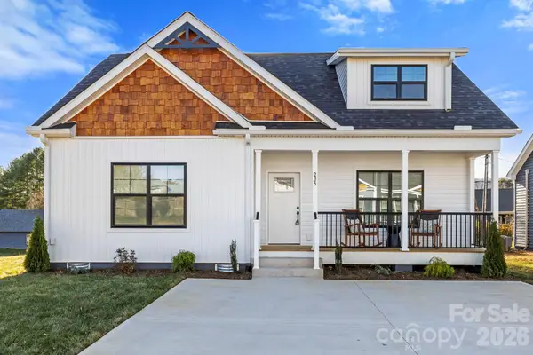 205 Southern Charm Road, Arden, NC 28704