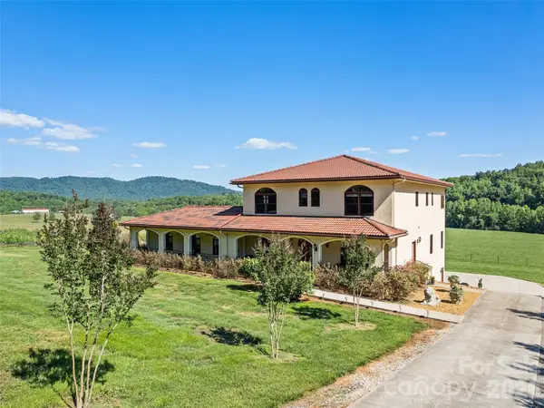 1418 Landis Lane, Nebo, NC 28761