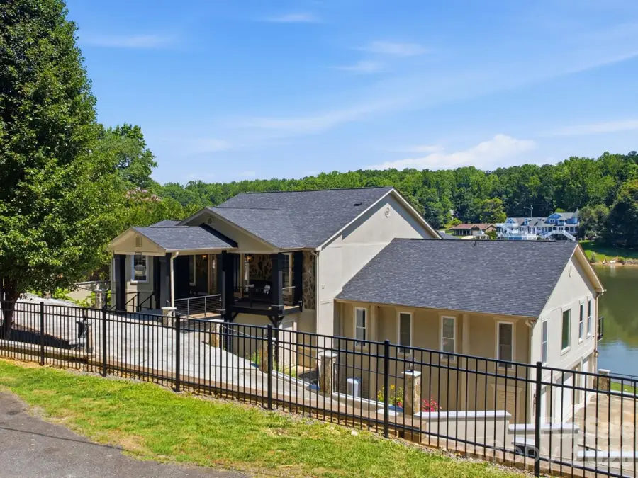 2640 Sadler Road, Charlotte, NC 28278 - #2