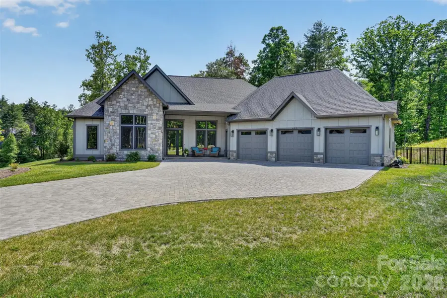 422 Ascension Valley, Horse Shoe, NC 28742 - #2