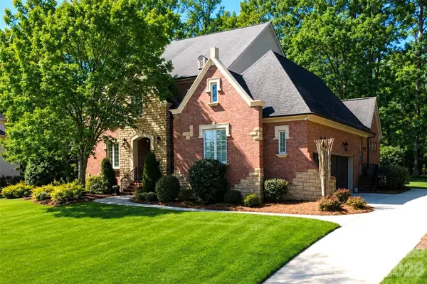9911 Clarkes View Place Nw, Concord, NC 28027