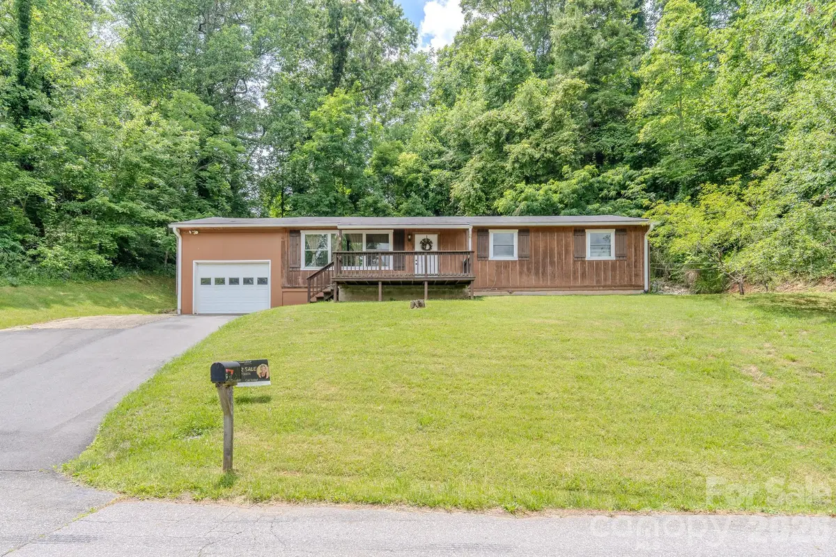 84 English Road, Spruce Pine, NC 28777 - #1