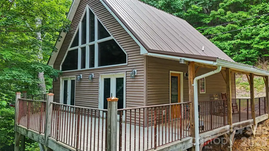 578 Three Top Circle, West Jefferson, NC 28694 - #2