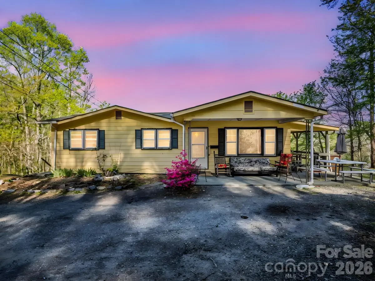 135 Jordan Road, Swannanoa, NC 28778 - #1
