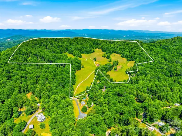52 Chapel Hill Church Road, Asheville, NC 28803