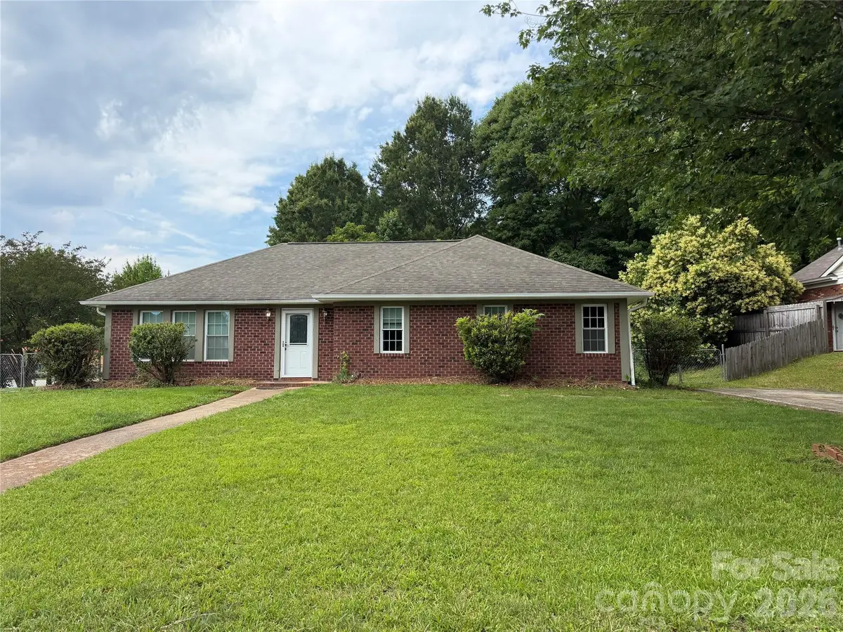 7101 Riding Trail Road, Charlotte, NC 28212 - #1
