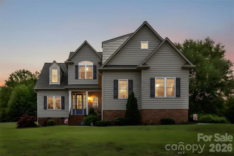 816 Springs Road, Dallas, NC 28034 - #2