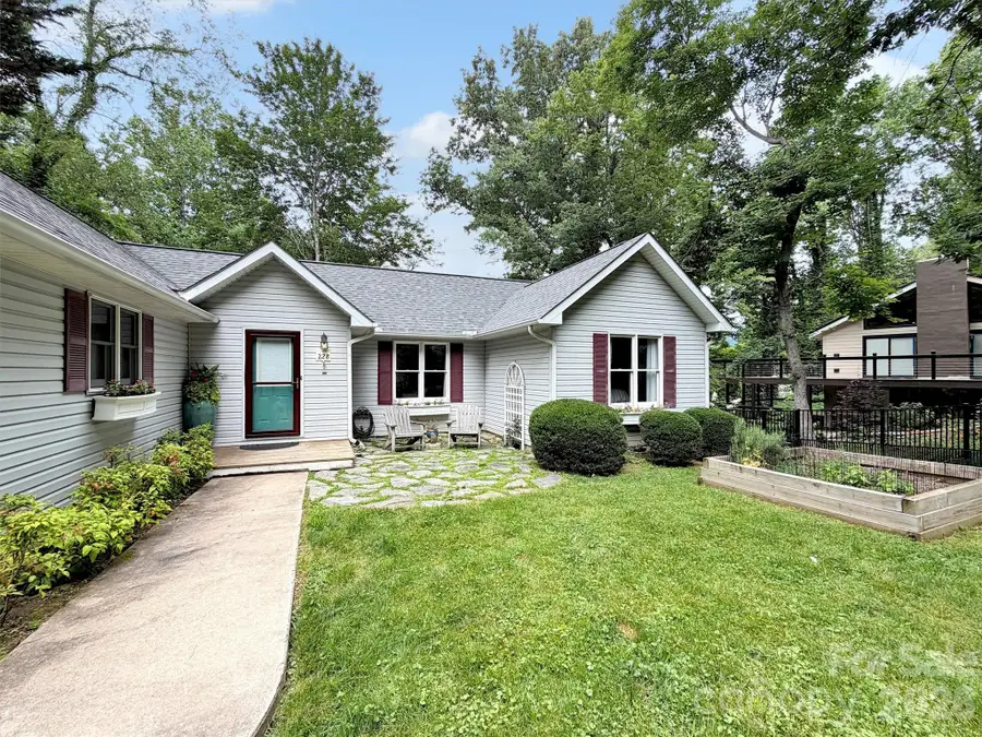 228 Crescent Drive, Lake Junaluska, NC 28745 - #3