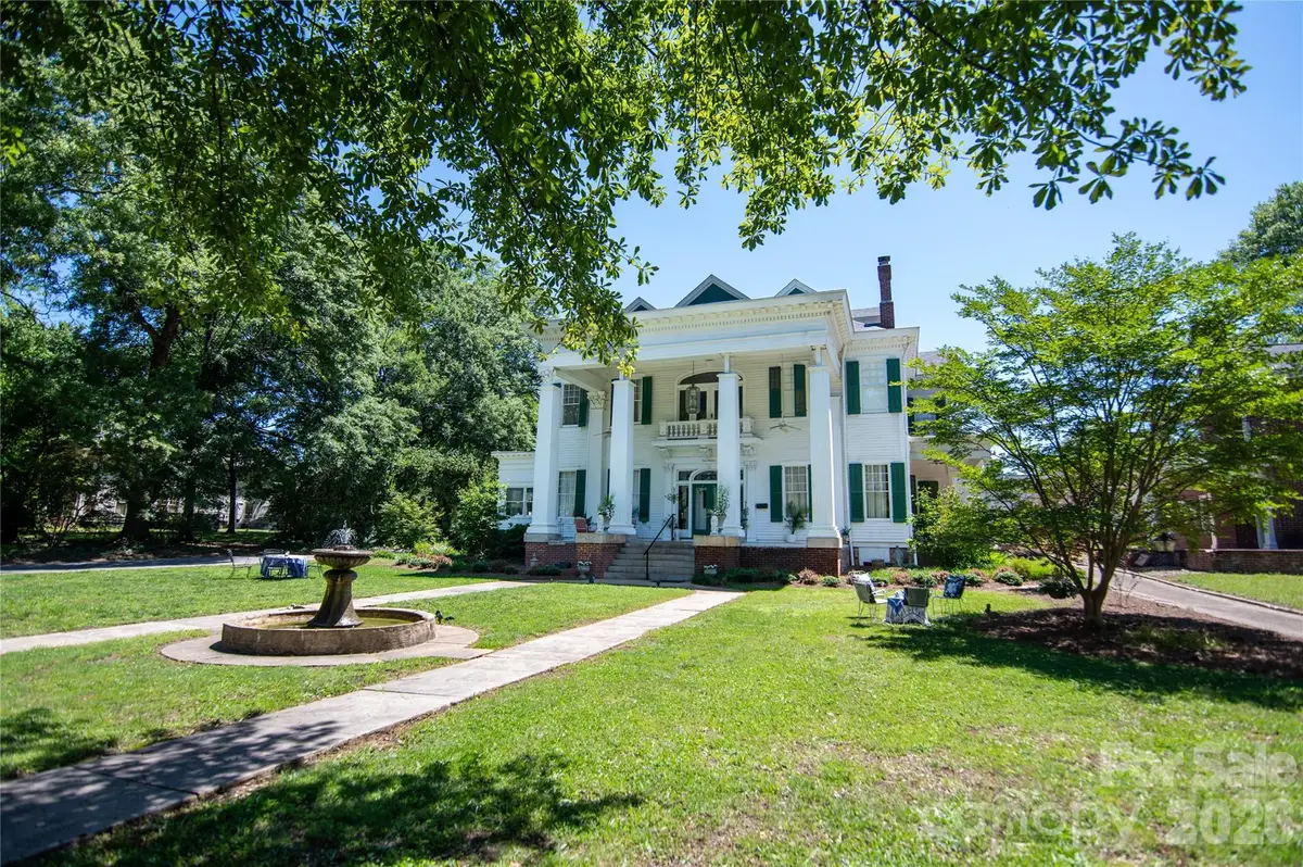 413 S Washington Street, Shelby, NC 28150 - #1