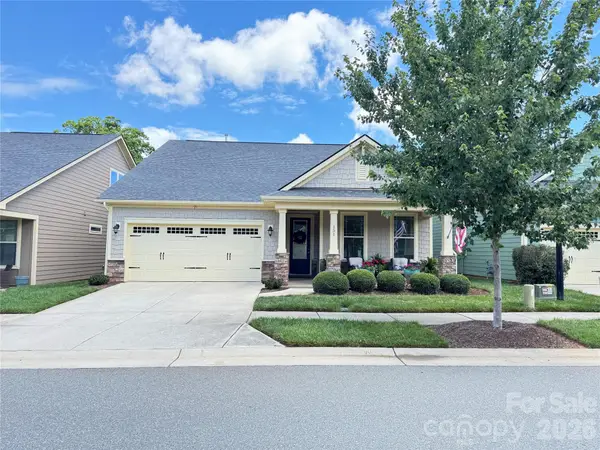 151 Johnson Manor Street, Mooresville, NC 28115