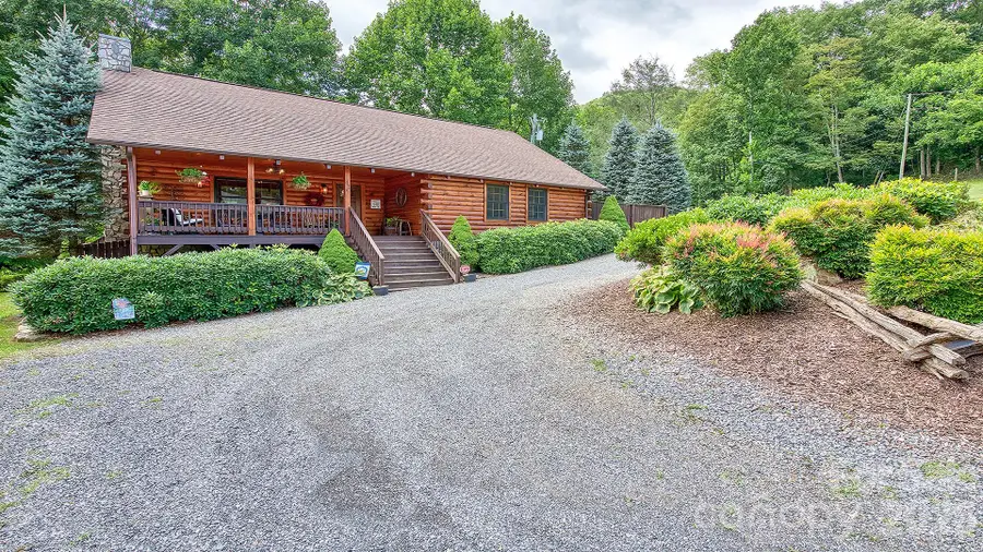41 Nanny Patch Cove, Maggie Valley, NC 28751 - #2