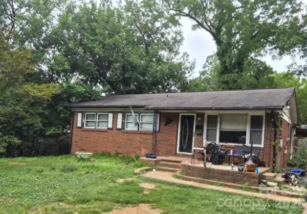 3710 Lynette Court, Charlotte, NC 28217