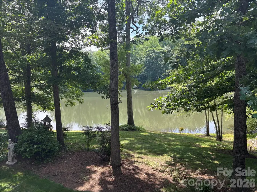 162 Twin Lakes Drive, Statesville, NC 28625 - #2