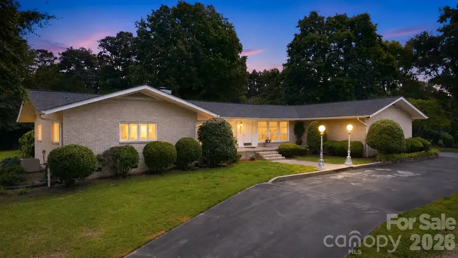 938 Sandswood Drive, Gastonia, NC 28054 - #2