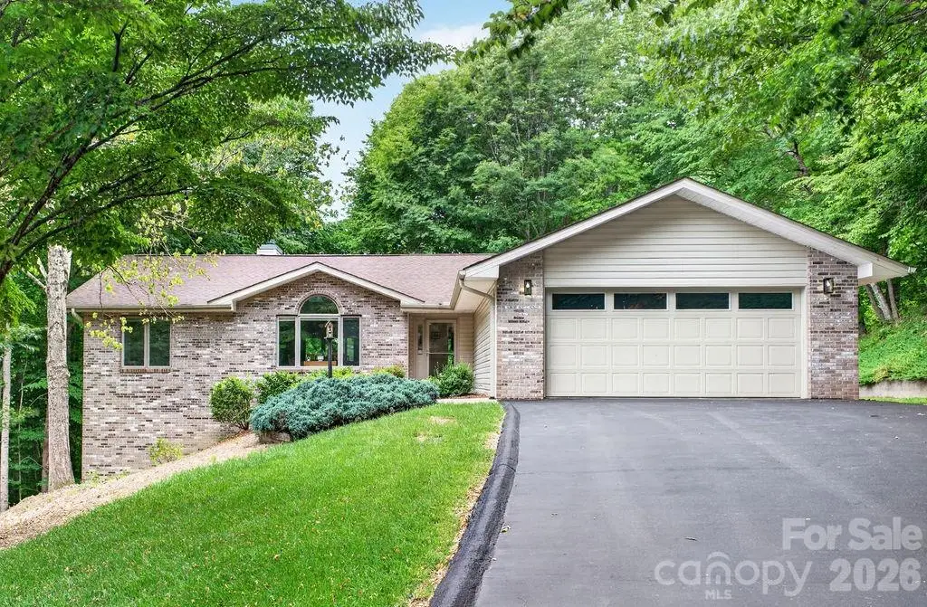 1820 Riverview Court, Hendersonville, NC 28739 - #1