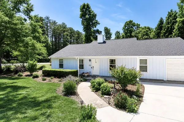 105 Lake Top Lane, Statesville, NC 28677