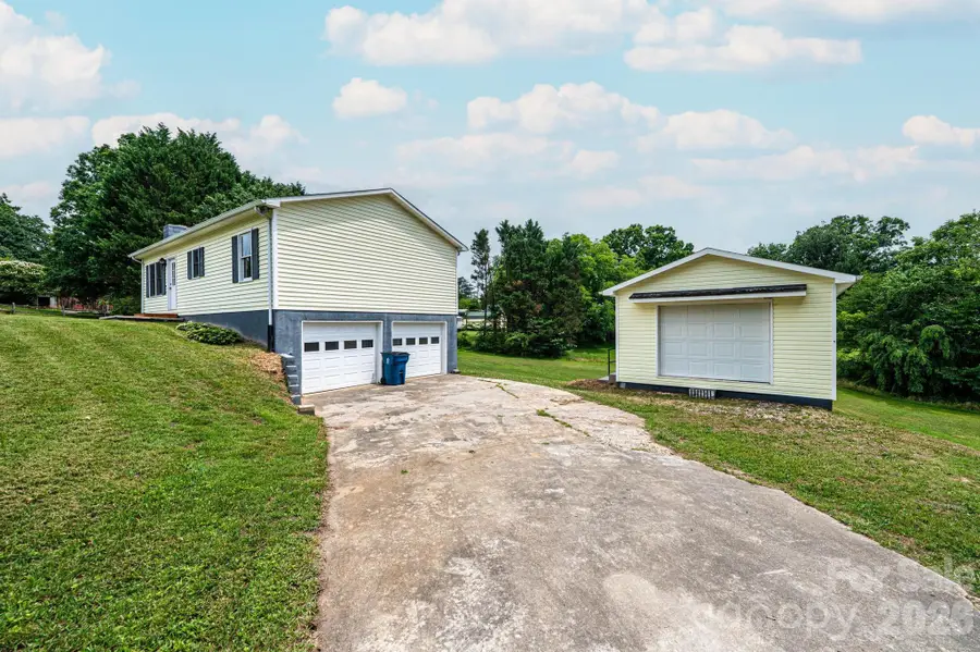 1697 Denver Court, Lenoir, NC 28645 - #3
