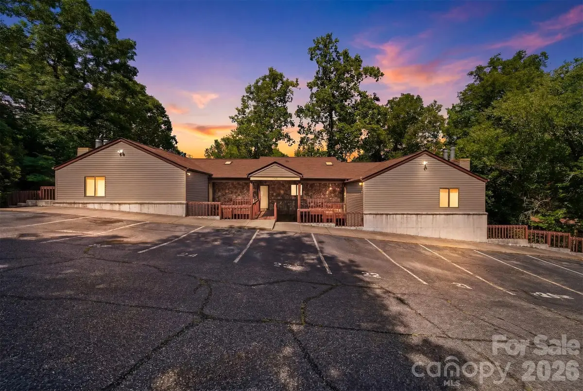1420 11th Street Drive Nw #23, Hickory, NC 28601 - #1