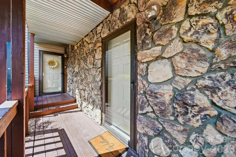 1420 11th Street Drive Nw #23, Hickory, NC 28601 - #3
