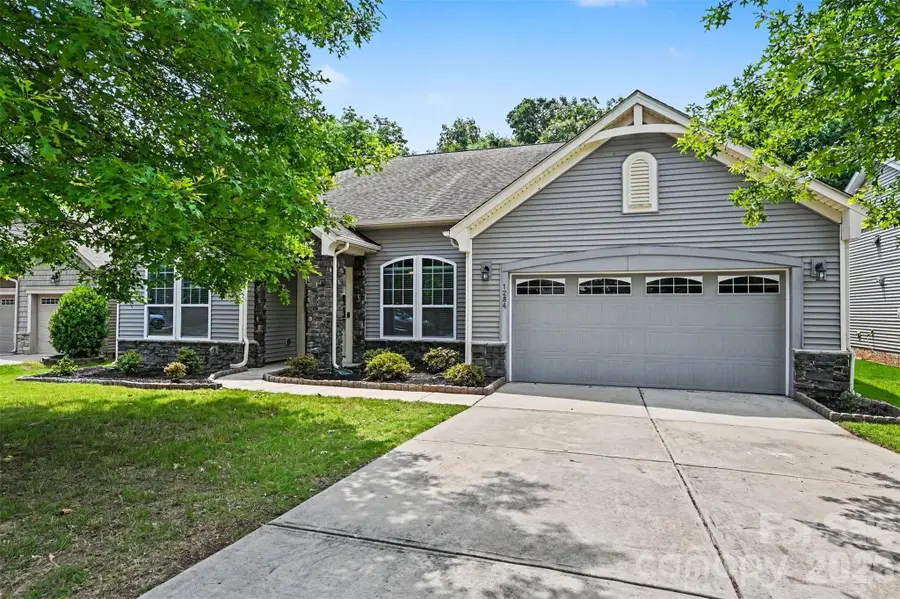 1284 Kings Grove Drive, York, SC 29745 - #2