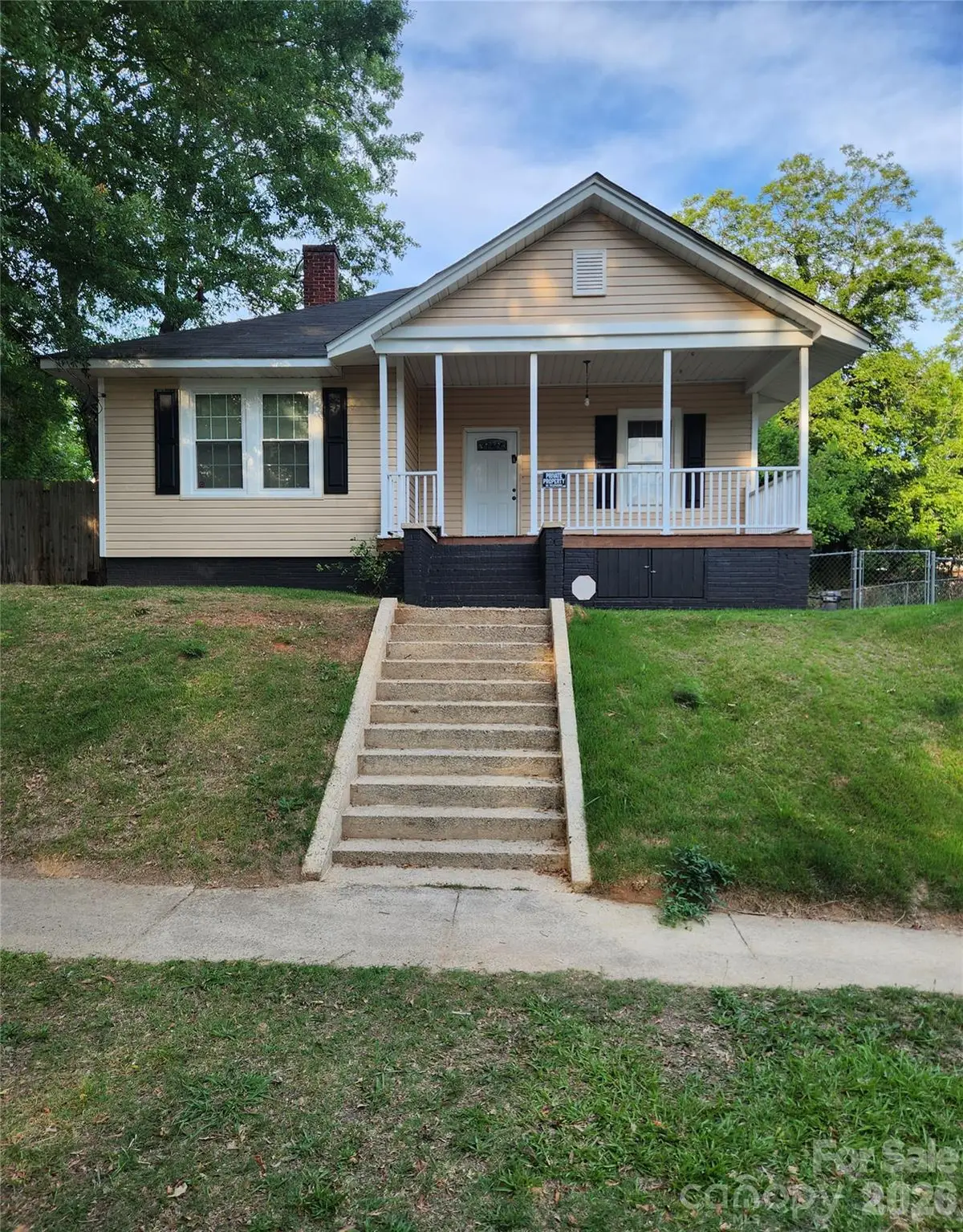 106 N Liberty Street, Gastonia, NC 28052 - #1