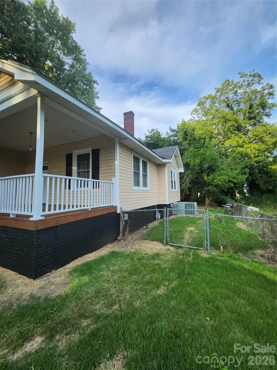 106 N Liberty Street, Gastonia, NC 28052 - #2
